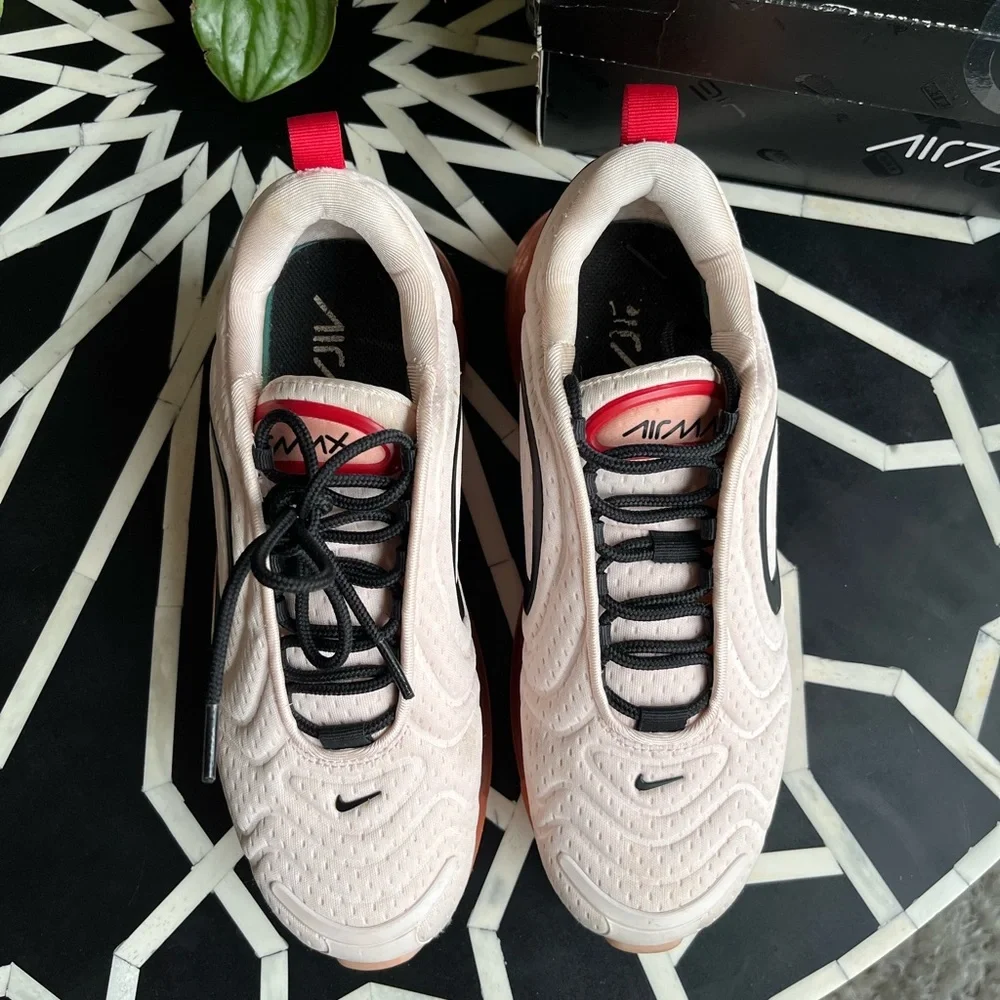 Nike Air Max 720 Light Soft Pink Coral Stardust (W) - Picture 3 of 13